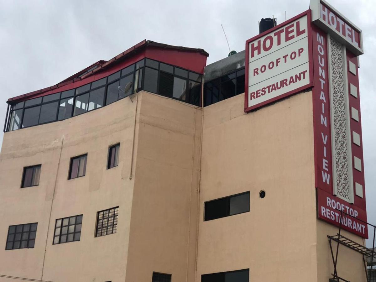 Hotel Mountain View And Rooftop Restaurant Pithorāgarh Exteriér fotografie